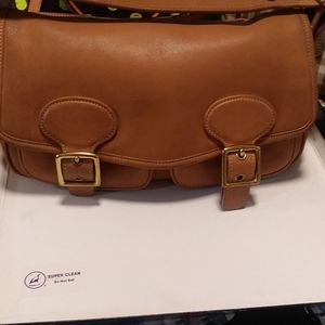 Saddle tan multi pocket Coach bags